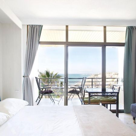 Sea Front Studio With Spacious Balcony Santa Clara Torremolinos Kültér fotó