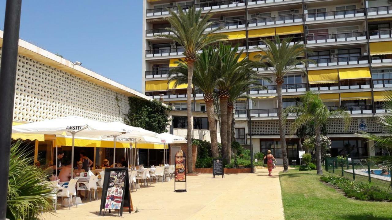 Sea Front Studio With Spacious Balcony Santa Clara Torremolinos Kültér fotó
